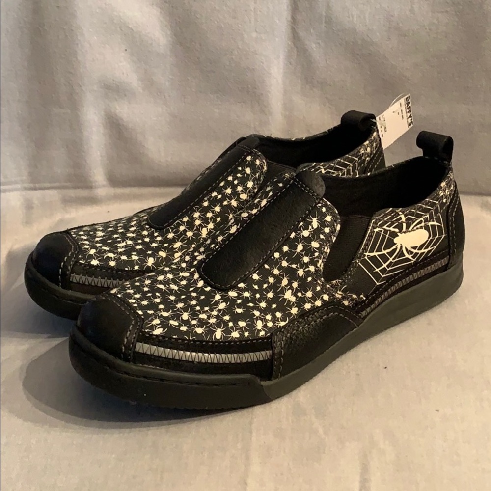 GBX Spider Design Slip On Sneakers